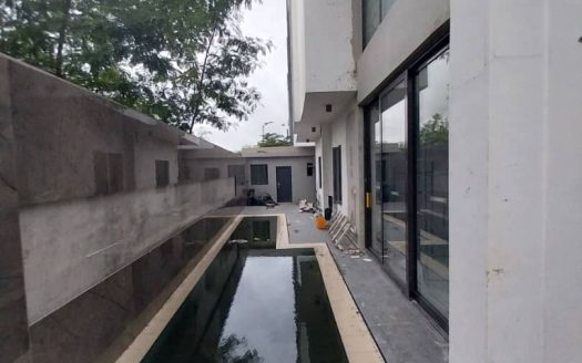 One Unit of Brand New Luxurious 6 Bedroom Detached House with Inbuilt Cinema, Swimming pool and 3 Rooms Bq Located at Banana Island, Ikoyi, Lagos